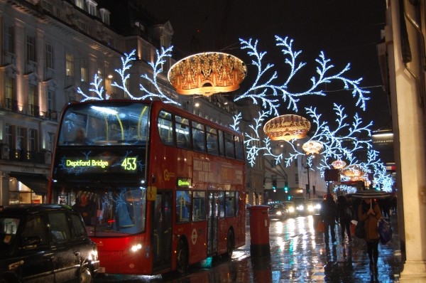 Świąteczne dekoracje na Regent Street / fot. Magdalena Grzymkowska